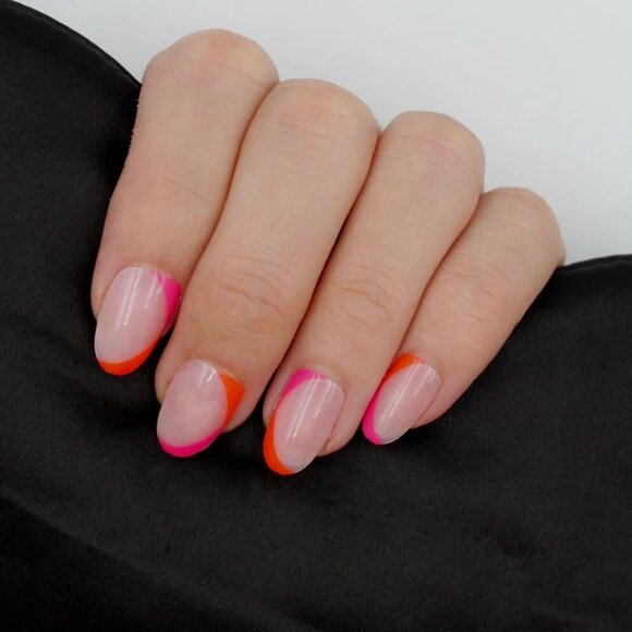 Spring press on nails red pink cream - Picture 1 of 3